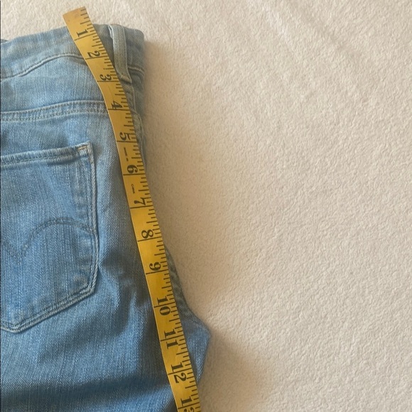 Levi’s Women's Blue Denim Shorts Size 30 - Picture 4 of 7